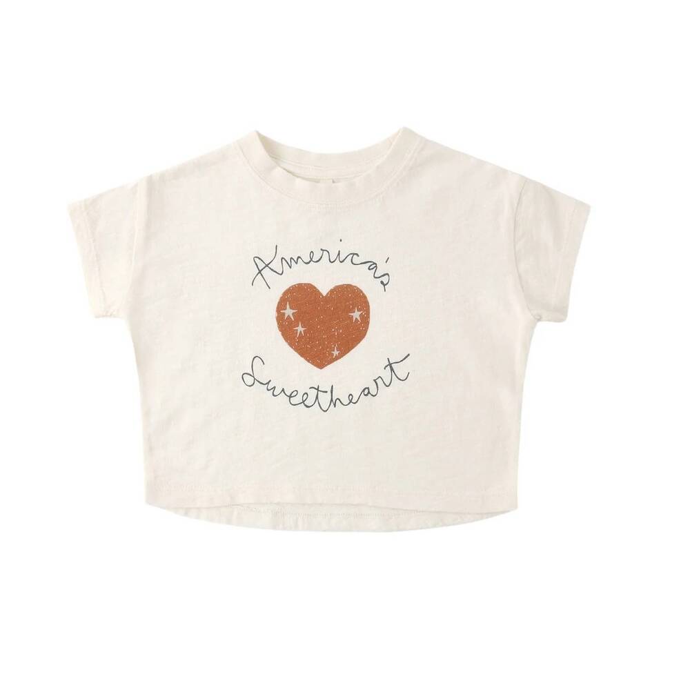 NEW RYLEE + CRU girl's boxy tee in americas sweetheart